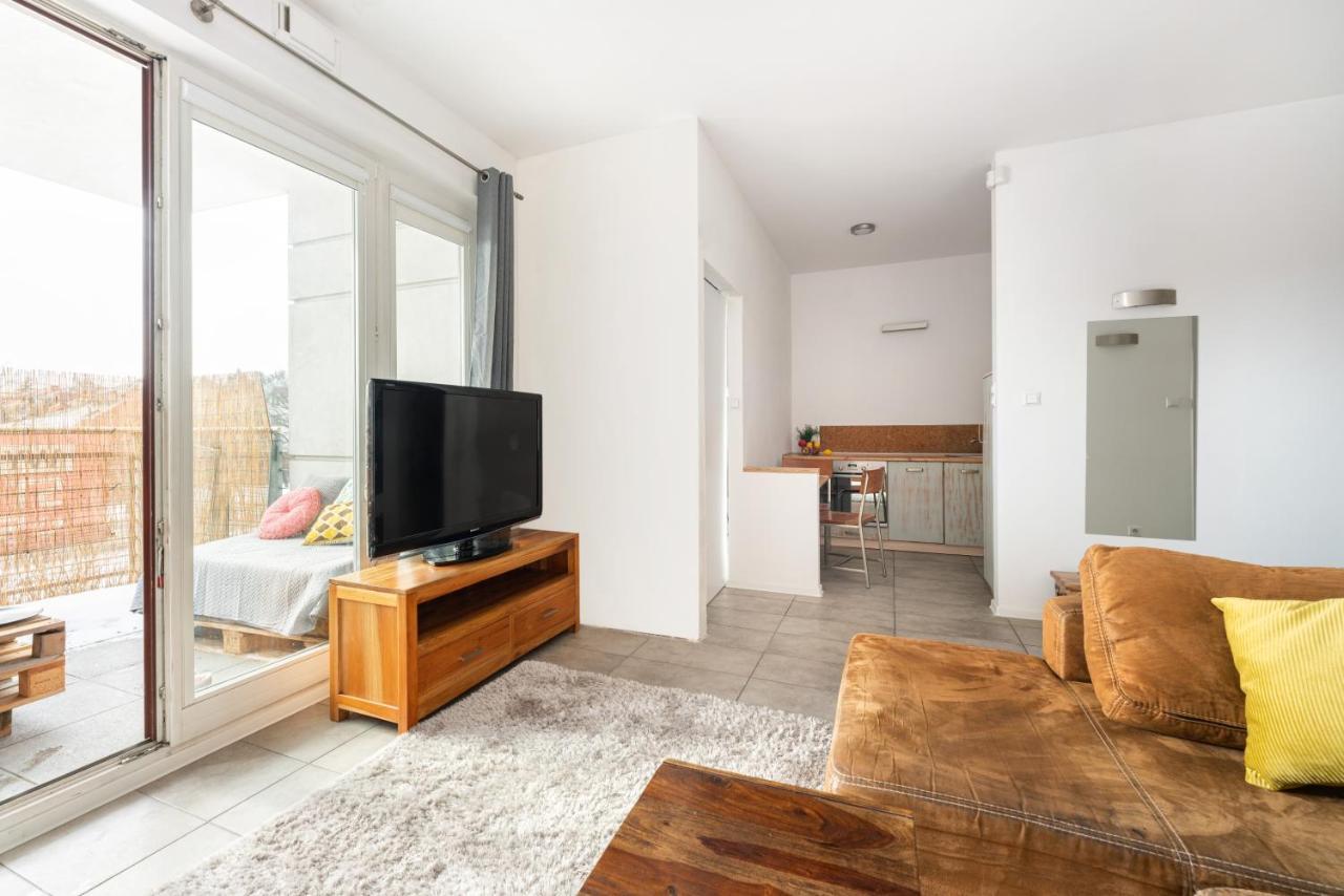 Superapart Wilanowska Apt 20 "Pet-Friendly 1Br Home With Patio Βαρσοβία Εξωτερικό φωτογραφία