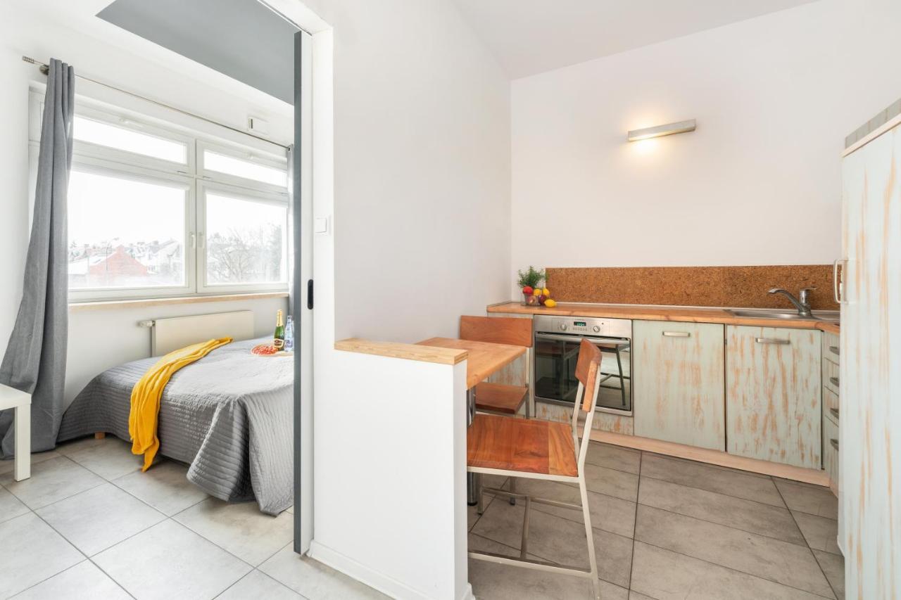 Superapart Wilanowska Apt 20 "Pet-Friendly 1Br Home With Patio Βαρσοβία Εξωτερικό φωτογραφία