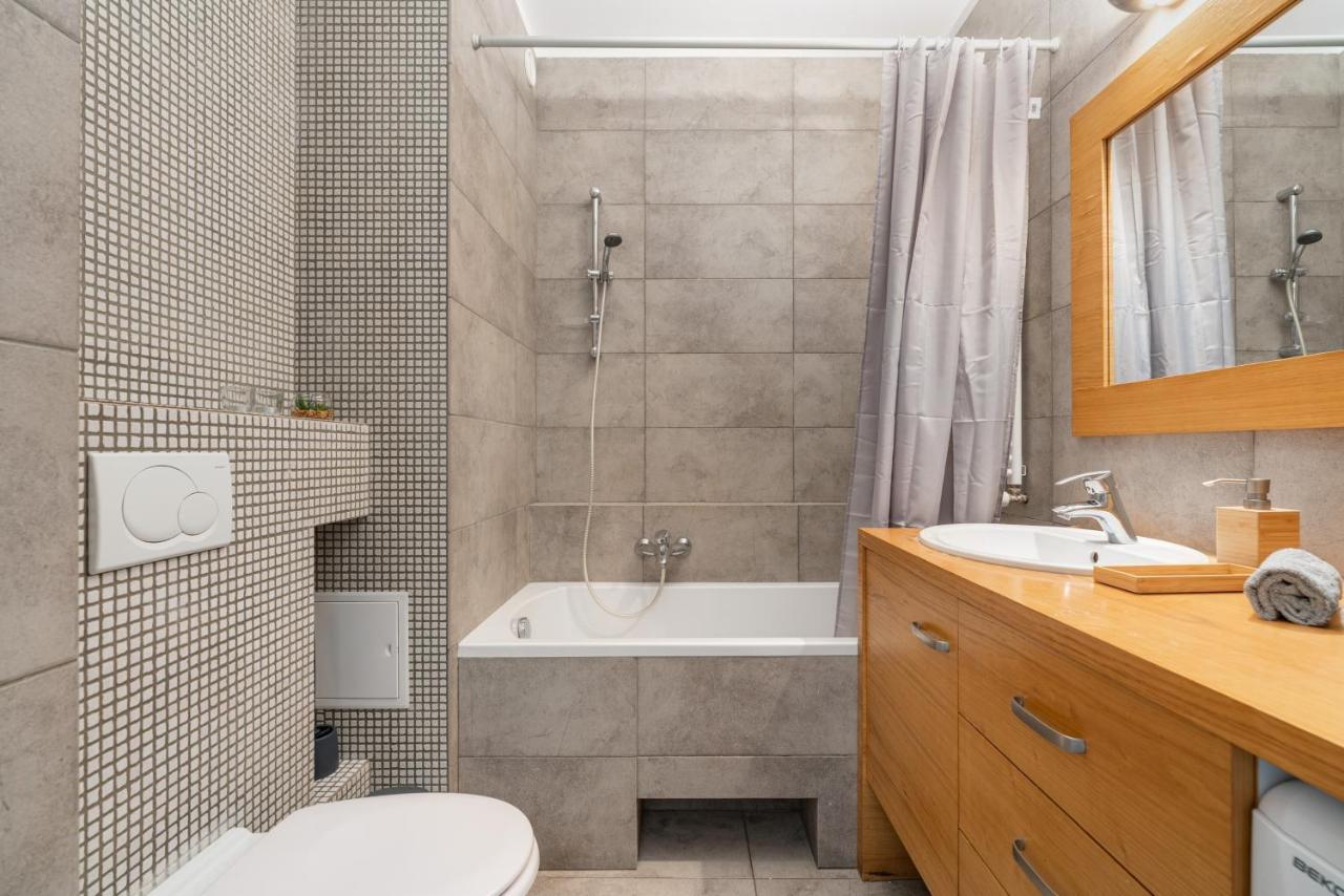 Superapart Wilanowska Apt 20 "Pet-Friendly 1Br Home With Patio Βαρσοβία Εξωτερικό φωτογραφία